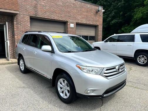 2012 Toyota Highlander SE