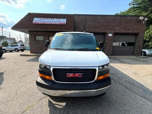 2019 GMC Savana 2500 Work Van