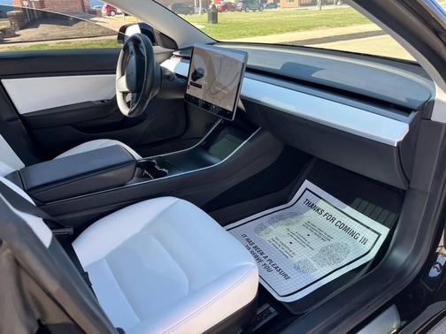 2020 Tesla Model 3 Performance