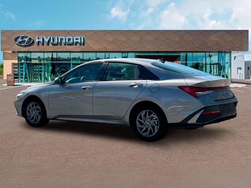 2025 Hyundai ELANTRA HEV Blue
