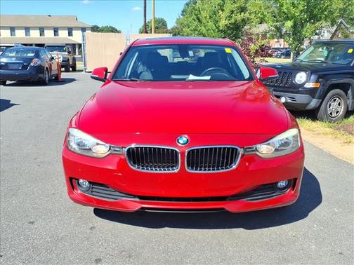 Melbourne Red Metallic 2013 BMW 320 i