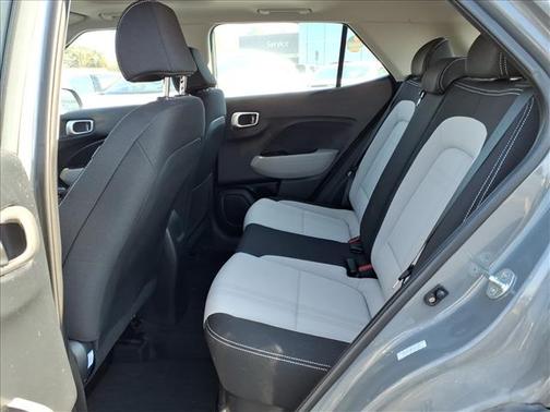 2023 Hyundai VENUE SEL