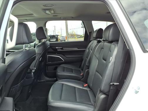 Glacial White Pearl 2024 Kia Telluride S