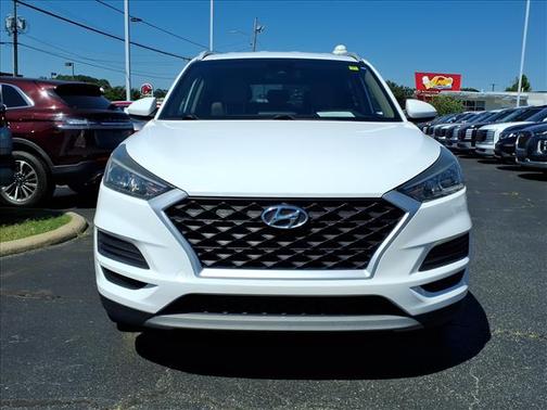 Dazzling White 2019 Hyundai TUCSON SEL