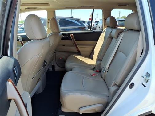 Blizzard Pearl 2012 Toyota Highlander Limited