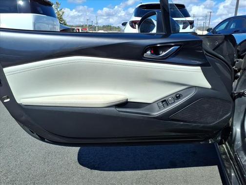 2021 Mazda MX-5 Miata RF Grand Touring