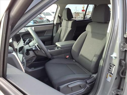 2025 Hyundai SANTA FE SE