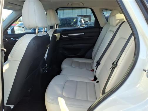 2022 Mazda CX-5 2.5 S Preferred Package