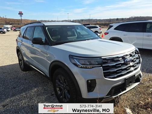 2025 Ford Explorer Active