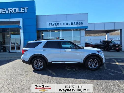 2025 Ford Explorer Active