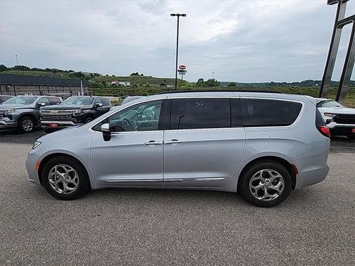 2023 Chrysler Pacifica Limited