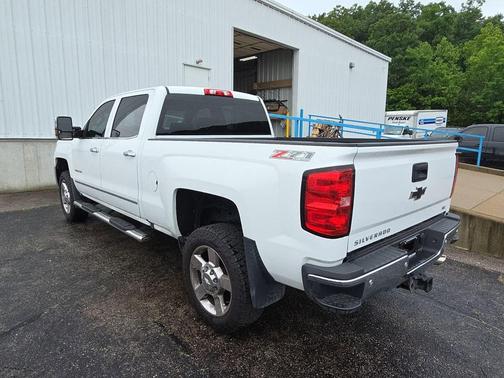 Summit White 2017 Chevrolet Silverado 2500 LTZ