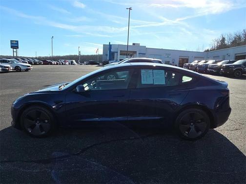 2023 Tesla Model 3 Standard Range