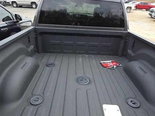 2024 RAM 2500 Tradesman Crew Cab 4x4 6'4' Box