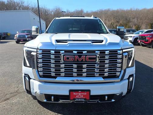 2025 GMC Sierra 3500 Denali