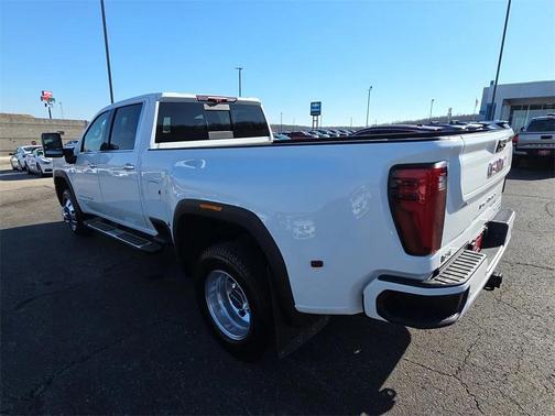 2025 GMC Sierra 3500 Denali