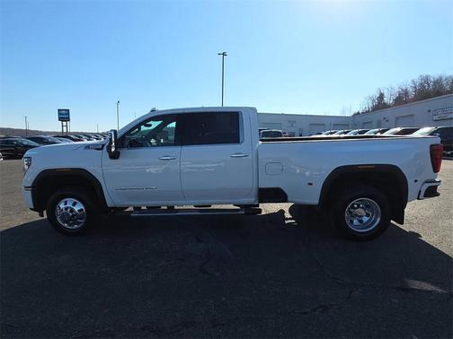 2025 GMC Sierra 3500 Denali