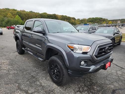2022 Toyota Tacoma SR5