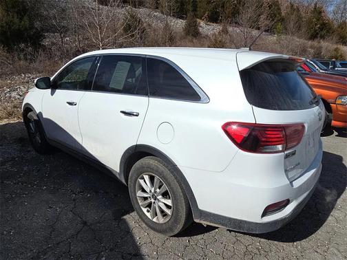 2020 Kia Sorento LX