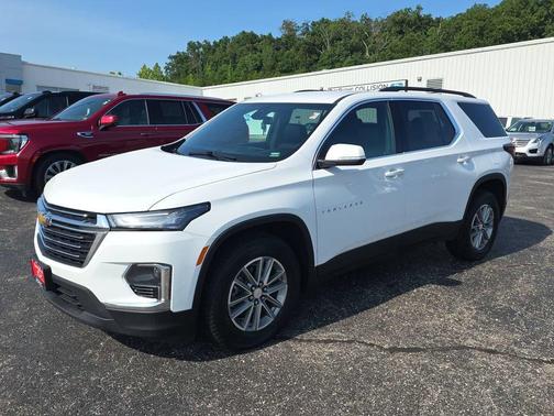 Summit White 2023 Chevrolet Traverse LT Leather