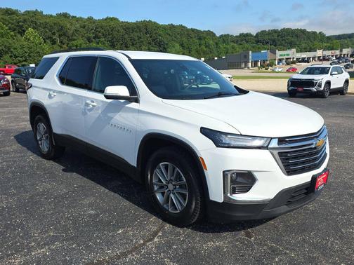 Summit White 2023 Chevrolet Traverse LT Leather