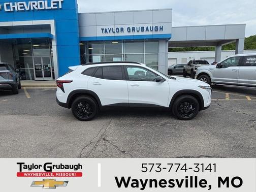 Summit White 2026 Chevrolet Trax LT