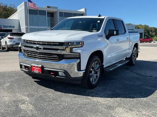 Summit White 2019 Chevrolet Silverado 1500 LT