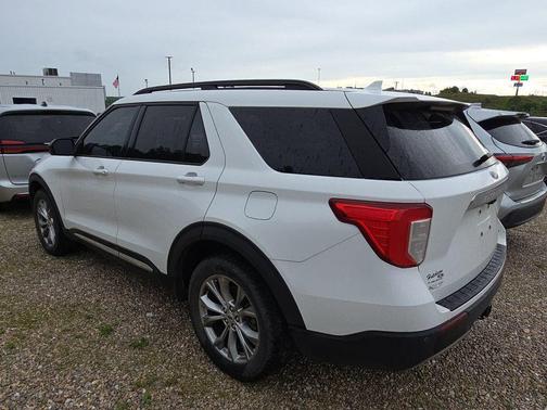 Oxford White 2020 Ford Explorer XLT