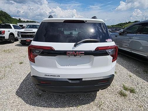 2022 GMC Acadia FWD SLE