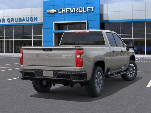White Sands 2026 Chevrolet Silverado 2500 Custom