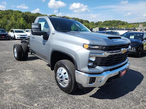 2026 Chevrolet Silverado 3500 LT