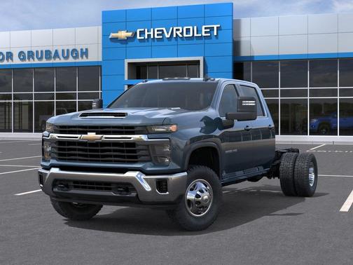 Lakeshore Blue Metallic 2026 Chevrolet Silverado 3500 LT