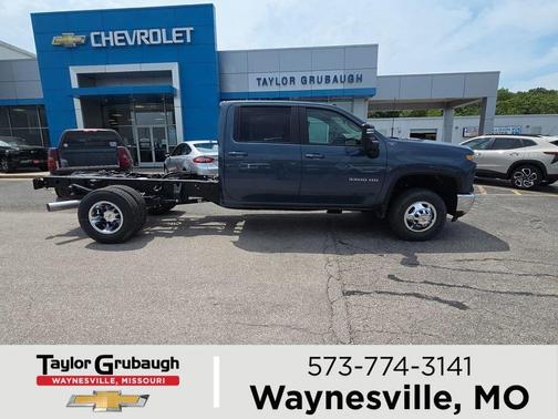 Lakeshore Blue Metallic 2026 Chevrolet Silverado 3500 LT