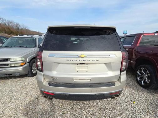 2022 Chevrolet Suburban 4WD High Country