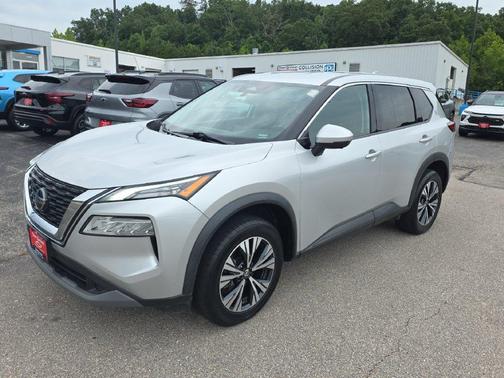 Brilliant Silver Metallic 2021 Nissan Rogue SV