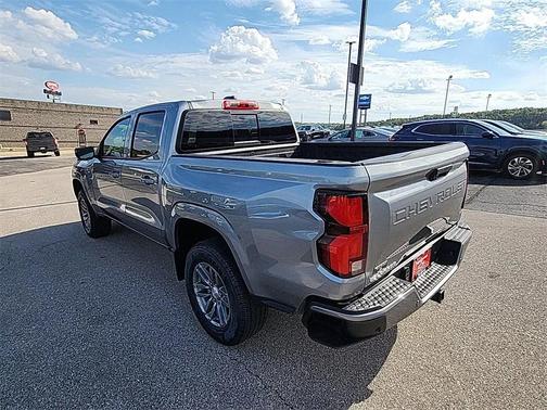 2025 Chevrolet Colorado WT