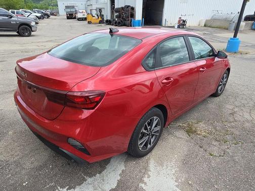 Currant Red 2024 Kia Forte LXS