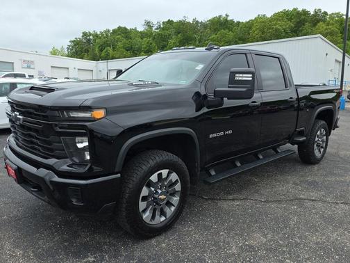 Black 2024 Chevrolet Silverado 2500 Custom