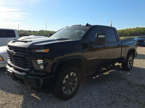 Black 2024 Chevrolet Silverado 2500 Custom