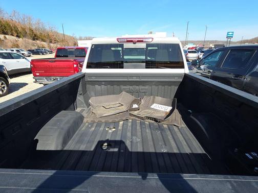 2024 GMC Sierra 2500 SLT