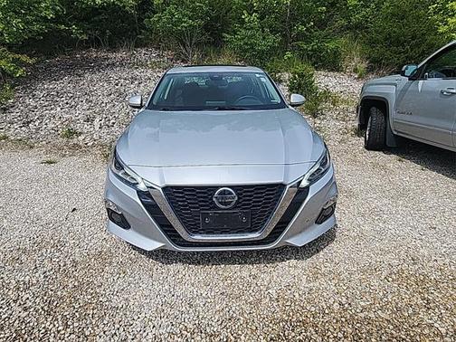 2020 Nissan Altima 2.5 SV