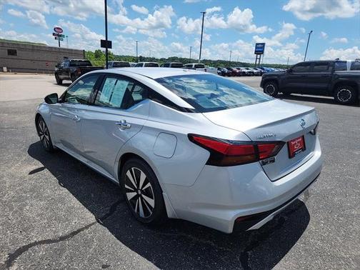 2020 Nissan Altima 2.5 SV