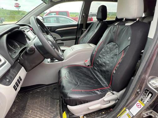 2018 Toyota Highlander LE I4