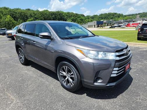 2018 Toyota Highlander LE I4