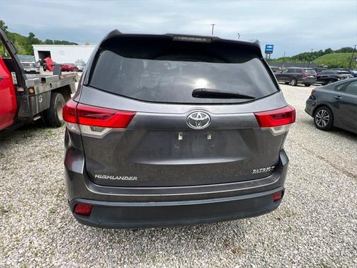 2018 Toyota Highlander LE I4