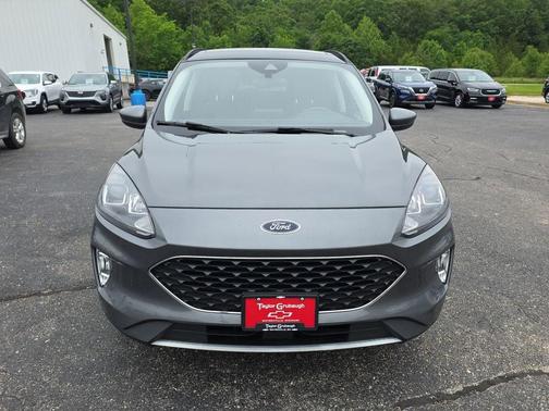 Carbonized Gray Metallic 2021 Ford Escape SEL