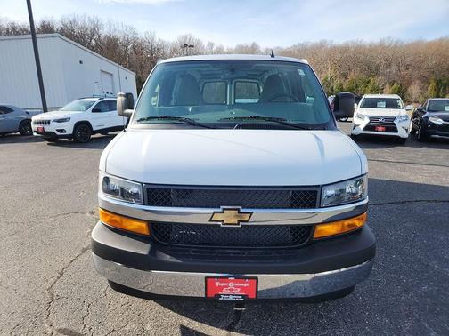 Summit White 2025 Chevrolet Express 2500 LT