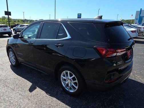 Mosaic Black Metallic 2024 Chevrolet Equinox 1LT