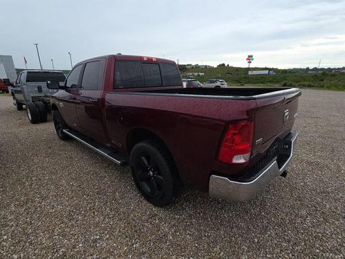 Delmonico Red Pearlcoat 2019 RAM 1500 SLT