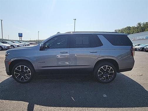 2022 Chevrolet Tahoe 4WD RST